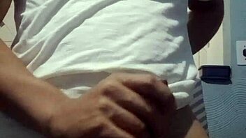 Joyeux Noël et ma bite est pour vous mes chéris !