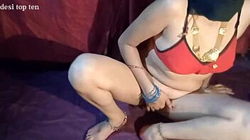 bhabhi strips naked for the first time, showing her shaved pussy