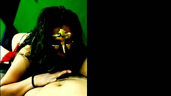 This homemade video shows two amateurs enjoying intense pleasure.