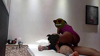 Indian MILF gets fucked hard in a hotel room