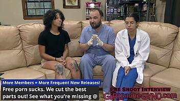 Kinky podiatrist Aria Nicole examines a sweaty pair of feet