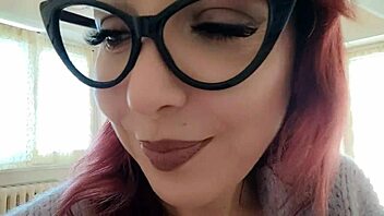 Stepmom's Homemade Tease With Glasses Turns You On