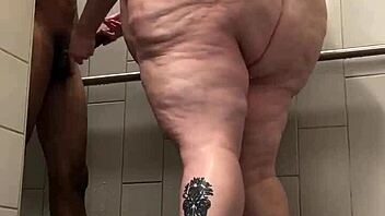 Treylongzxxx pounds redhead BBW in public truck stop shower with monster cock.