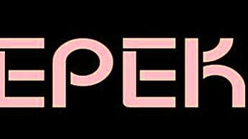 Housewife films herself getting assfucked by huge cock