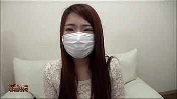 Japanese hottie gets naughty in amateur porn video
