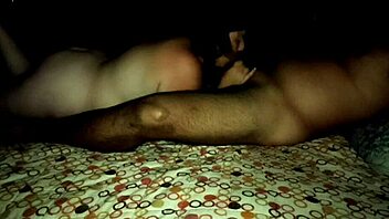 swallowing cum in a steamy homemade amateur clip