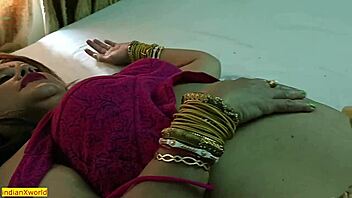 Desi wife gets her big ass pounded by a cuckold