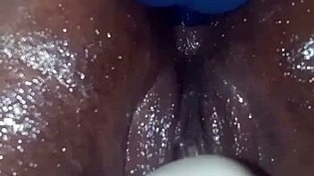 i can't believe how oily that ass is while getting assfucked