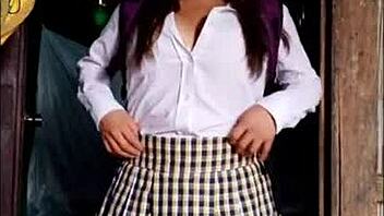 Estudiante Mexicana Se Prepara Para Ir Clases Prepara Su Mochila Y Su Juguete Favorito Su Dildo