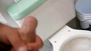 Quick masturbation session 😏