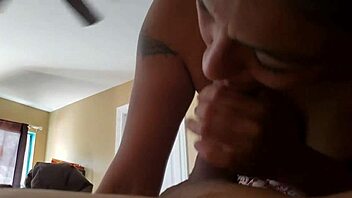 Latina amateur sucks and fucks for her fix 😏