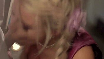 amazing milf secretary gives handjob and blowjob until cum comes out.