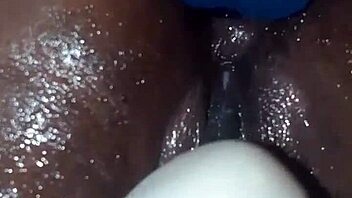 i can't believe how oily that ass is while getting assfucked