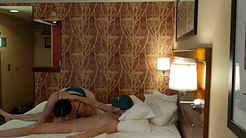 Look At That Sexy Bbw Sucking Huge Cock!