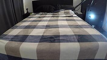 Scarlett johnson explores daddy's anal desires