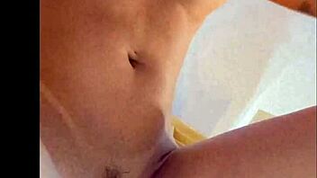 i give amateur joi instructions for you to cum with me