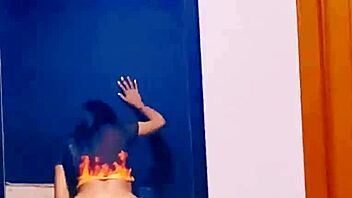 First time with my girlfriend, came inside her tight body!