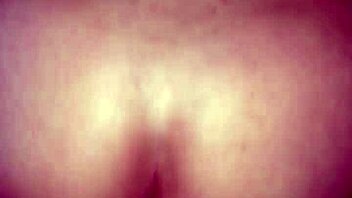 This amateur has a perfect big ass that's amazing