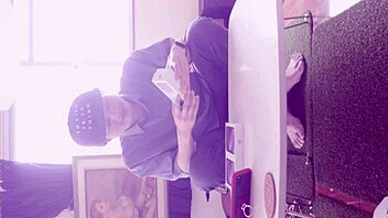 ザ　ファースト　ライブ on phone