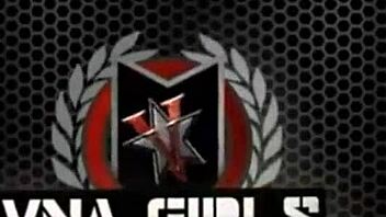 Wow, η Carmen Valentina Καβαλάει το Sybian με την Καυτή Καθοδήγηση της Dee Delmar!