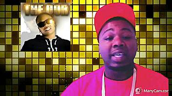 Thick Treasure Shows Sexy Pics Twerking Intensely