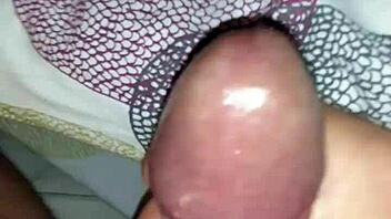 A French amateur's solo session with two toys