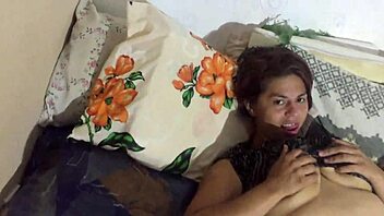 I'm a safadinha gostosa taking a big black cock.