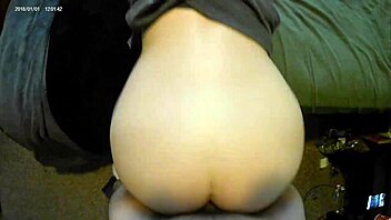 Is this quickie with my natural GF ending in creampie?