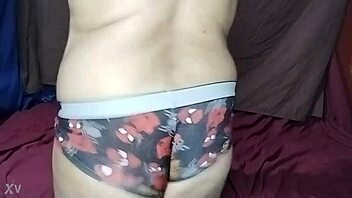 Meu amigo curte me ver quicando mesmo eu cansando