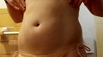 She Wears PINK BIKINI in Homemade POV Scene