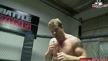 Tattooed brunette gets back cumshot