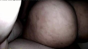 bunduda lavinia andrade gives a footjob and twerks on mma fighter allan guerra gomes' cock