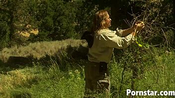 cassie courtland gets fucked outdoors by evan stone and receives a cumshot on her shaved pussy