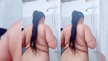 big dick shower 😈