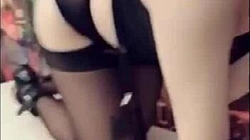 Cute Chinese girl plays naughty with boyfriend! 😘