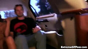 गंदी थ्रीसम में रंडी को जोरदार चुदाई