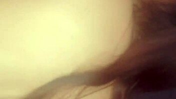 The perfect ass of this mom is enchanting.