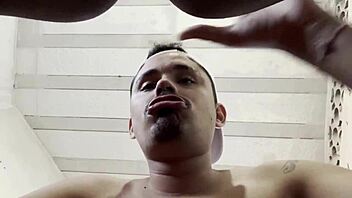 Guy fucks big ass in home setting