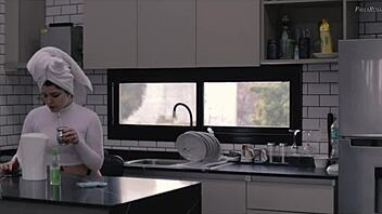 Cielitobebe sells clothes and spies on clients without consent, ending in trailer with paula rojas