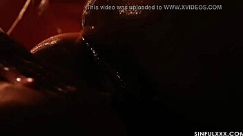 Watch oiled babe masturbate sensually!