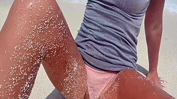 Blonde's Hot Ass Masturbates by Sea