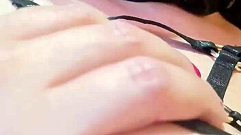 Acabo De Ver 50 Sombras De Gray Y Ahora Mi Hijastro Pagará Los Platos Rotos