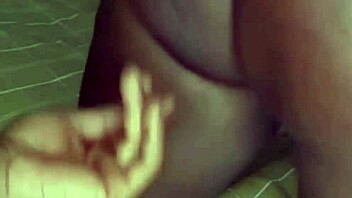 cyndy blackslave gets her first real spanking from master