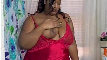 Hot BBW Teasing on Facetime?