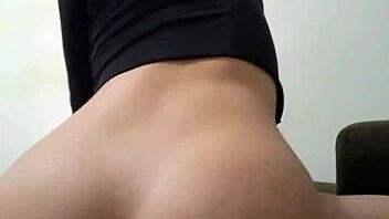 Juicy Latina with a shaved pussy gets naughty for you