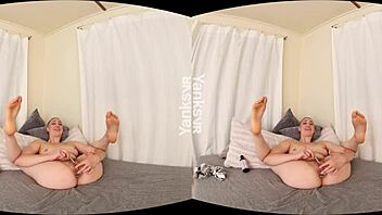 Iris Ives' anal and vaginal orgasm in 3D