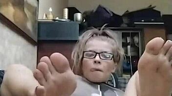 Very Hard Clit Drives Me Wild With Desire!