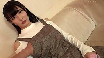 Hey, check this stunning dark-haired beauty getting off so well!