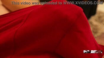 German amateur wife gets a quick pussy creampie