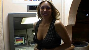 amateur babe with huge natural tits gets naked 😍